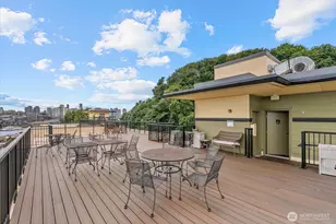 655 Crockett St, Seattle, WA 98109 - Photo 27