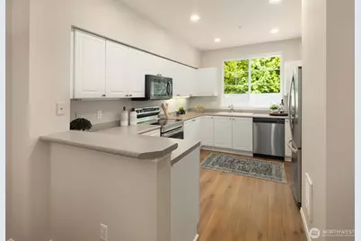 16125 Juanita Woodinville Way NE #1712, Bothell, WA 98011 - Photo 11