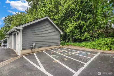 16125 Juanita Woodinville Way NE #1712, Bothell, WA 98011 - Photo 37
