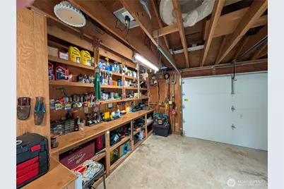 9428 Pacific Avenue SE, Olympia, WA 98513 - Photo 33