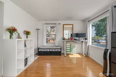 10251 3rd Avenue SW, Seattle, WA 98146 - Photo 5