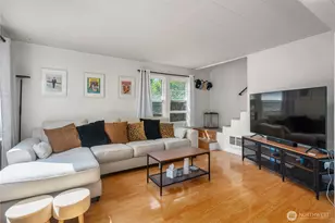 10251 3rd Ave SW, Seattle, WA 98146 - Photo 7