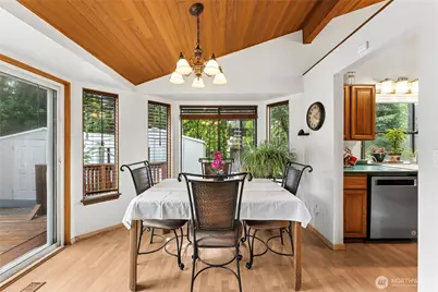 8201 179th Avenue E, Bonney Lake, WA 98391 - Photo 9