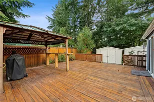 8201 179th Ave E, Bonney Lake, WA 98391 - Photo 11