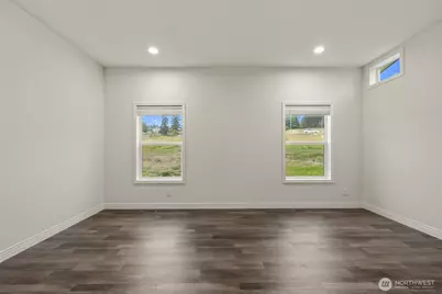 38143 State Route 20, Oak Harbor, WA 98277 - Photo 17
