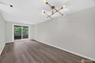 1300 W Boston Street #13, Seattle, WA 98119 - Photo 3