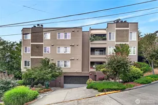 1300 W Boston St, Seattle, WA 98119 - Photo 23