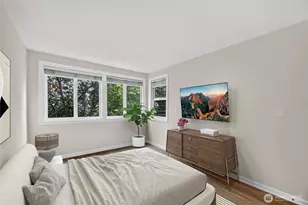 1300 W Boston St, Seattle, WA 98119 - Photo 13