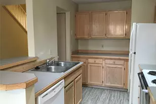 9825 18th Ave W, Everett, WA 98204 - Photo 5