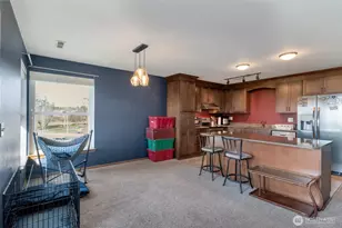 651 SE Bayshore Dr, Oak Harbor, WA 98277 - Photo 3