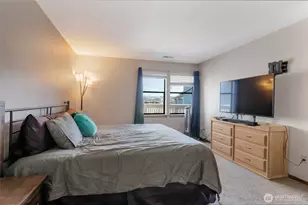 651 SE Bayshore Dr, Oak Harbor, WA 98277 - Photo 9