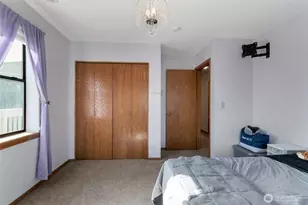 651 SE Bayshore Dr, Oak Harbor, WA 98277 - Photo 11