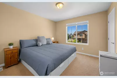 516 Petersen Drive E, Enumclaw, WA 98022 - Photo 15
