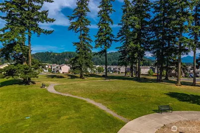 516 Petersen Drive E, Enumclaw, WA 98022 - Photo 27