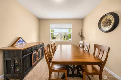 516 Petersen Drive E, Enumclaw, WA 98022 - Photo 9