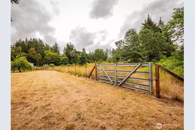 8903 336th Street S, Roy, WA 98580 - Photo 31