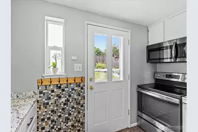 1715 26th Avenue S, Seattle, WA 98144 - Photo 25