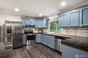 9125 Central Valley Rd NE, Bremerton, WA 98311 - Photo 13