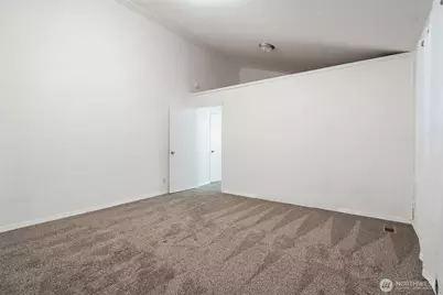 9125 Central Valley Road NE, Bremerton, WA 98311 - Photo 29