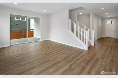 586 SW 97th Street #3, Seattle, WA 98106 - Photo 5