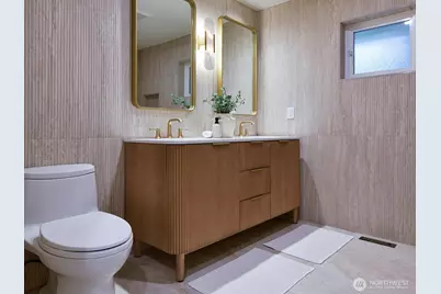 8529 29th Avenue NW, Seattle, WA 98117 - Photo 17