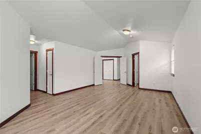 18410 42nd Avenue SE, Bothell, WA 98012 - Photo 13