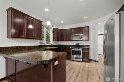 18410 42nd Avenue SE, Bothell, WA 98012 - Photo 5