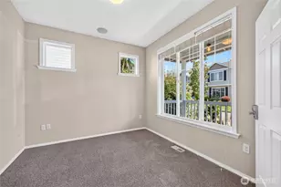1604 Peach Park Ln, Puyallup, WA 98371 - Photo 5