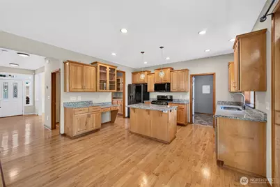 1604 Peach Park Lane, Puyallup, WA 98371 - Photo 11