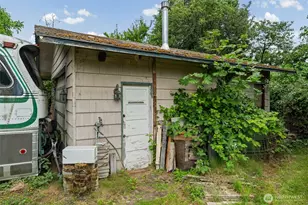 4049 S 128th St, Tukwila, WA 98168 - Photo 25