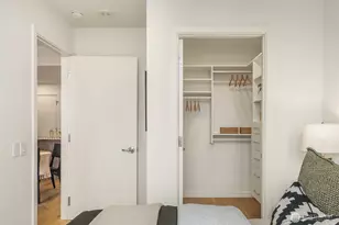 10232 NE 10th St, Bellevue, WA 98004 - Photo 15