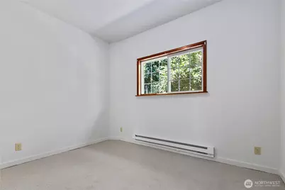 4017 Corliss Avenue N, Seattle, WA 98103 - Photo 27