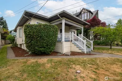 4017 Corliss Avenue N, Seattle, WA 98103 - Photo 29
