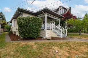 4017 Corliss Ave N, Seattle, WA 98103 - Photo 29