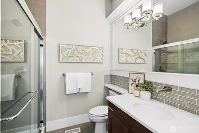18817 175th Place SE, Renton, WA 98058 - Photo 15