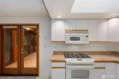 6011 156th Avenue NE, Redmond, WA 98052 - Photo 19