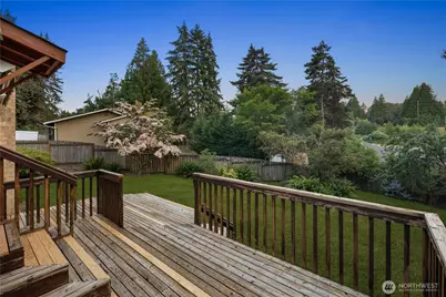 6011 156th Avenue NE, Redmond, WA 98052 - Photo 17
