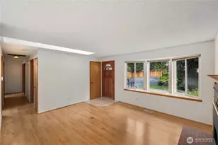 6011 156th Ave NE, Redmond, WA 98052 - Photo 9