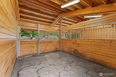 29832 Kent Black Diamond Road SE, Kent, WA 98042 - Photo 33