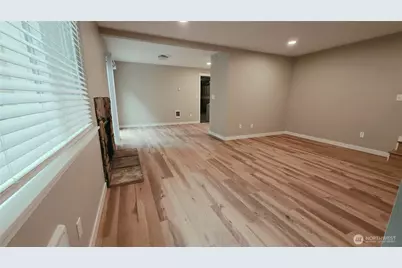 903 31st Street NE, Auburn, WA 98002 - Photo 3