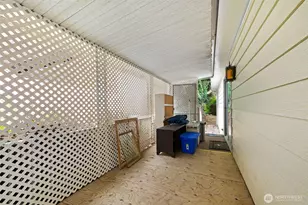 9314 Canyon Rd, Puyallup, WA 98371 - Photo 23