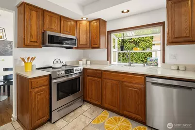 11510 27th Avenue SW, Burien, WA 98146 - Photo 13
