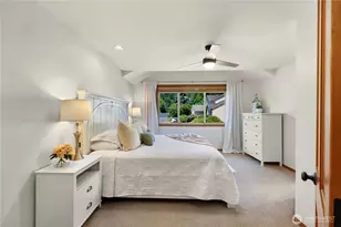 22209 NE 11th Pl, Sammamish, WA 98074 - Photo 13