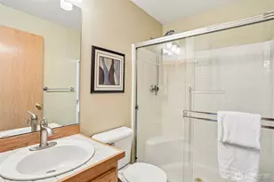 13120 SE 223rd Ct, Kent, WA 98031 - Photo 17