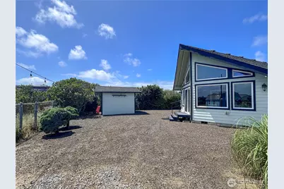 425 N Portal Loop SW, Ocean Shores, WA 98569 - Photo 23
