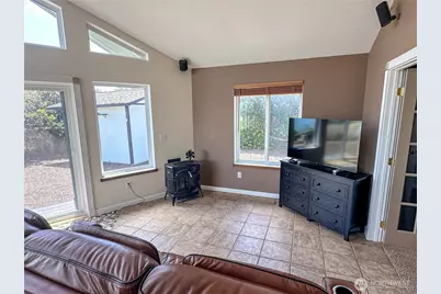 425 N Portal Loop SW, Ocean Shores, WA 98569 - Photo 7