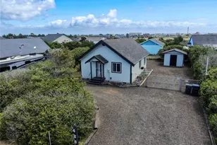 425 N Portal Loop SW, Ocean Shores, WA 98569 - Photo 37