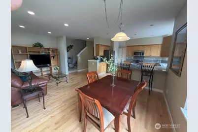 6748 161st Avenue SE #A, Bellevue, WA 98006 - Photo 7