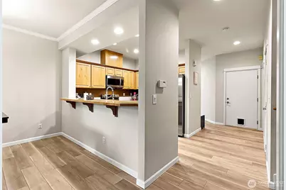 10700 SE 260th Street #M102, Kent, WA 98030 - Photo 11