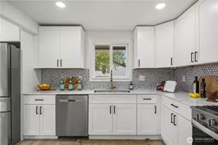 3775 Olympic Blvd W, University Place, WA 98466 - Photo 11